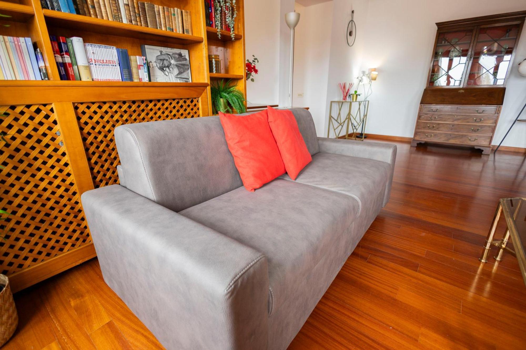 Corso Italia Attic In Milan By 101Flatsアパートメント エクステリア 写真